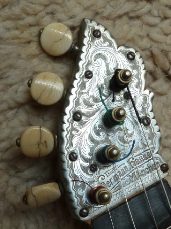 eine Scho&szlig;geige von Gitarrenbauer Hermann Hauser